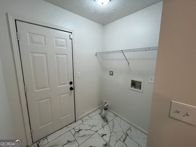 507 Lakeshore Drive, Stockbridge, GA 30281