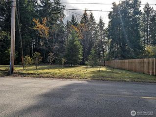 2 SE Salmonberry Rd, Port Orchard, WA 98366