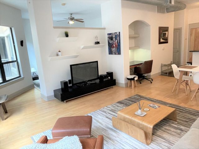 1901 Post Oak Boulevard 2605, Houston, TX 77056