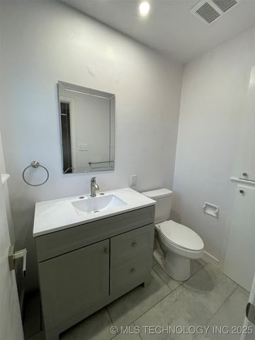 1016 N Cedar Avenue, Sand Springs, OK 74063