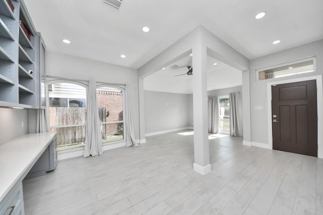 14143 Faulkey Gully, Houston, TX 77070