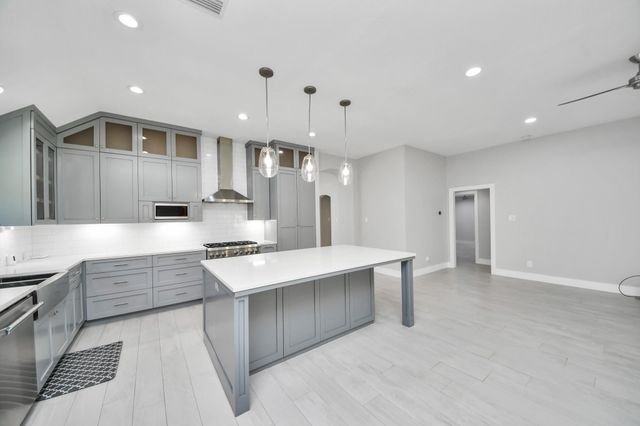14143 Faulkey Gully, Houston, TX 77070