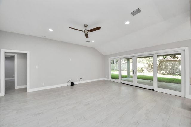 14143 Faulkey Gully, Houston, TX 77070
