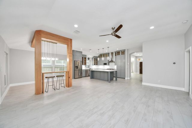 14143 Faulkey Gully, Houston, TX 77070