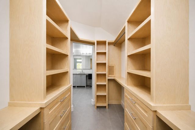 14143 Faulkey Gully, Houston, TX 77070