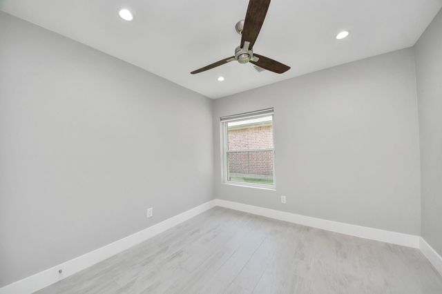 14143 Faulkey Gully, Houston, TX 77070