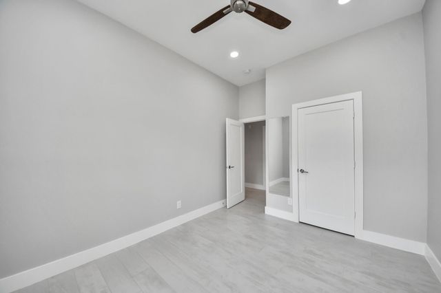 14143 Faulkey Gully, Houston, TX 77070