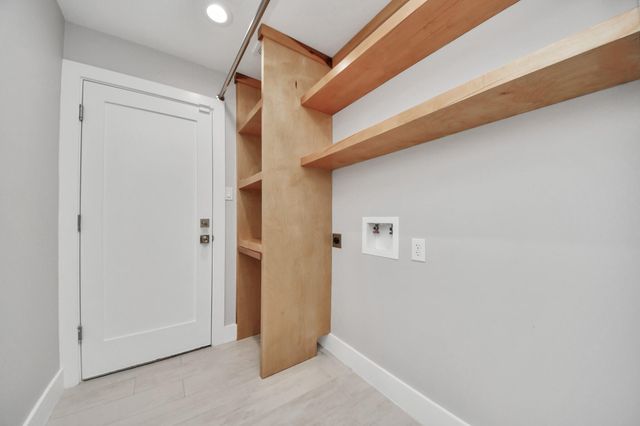 14143 Faulkey Gully, Houston, TX 77070