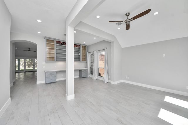 14143 Faulkey Gully, Houston, TX 77070