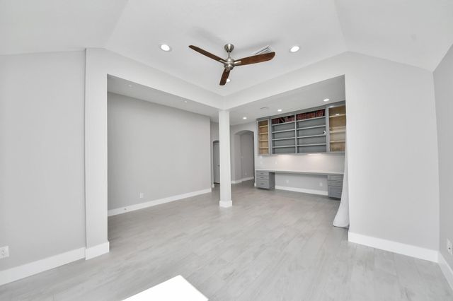 14143 Faulkey Gully, Houston, TX 77070