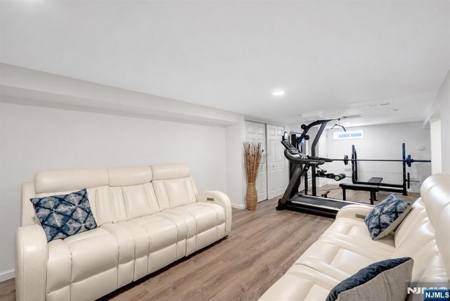 138 Merrill Road, Clifton, NJ 07012
