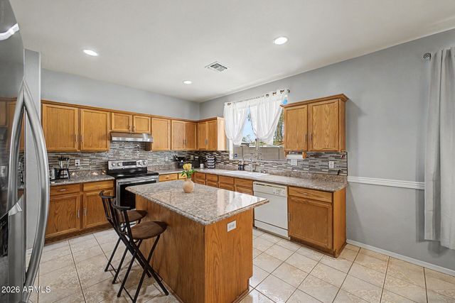 13228 W STELLA Lane, Litchfield Park, AZ 85340
