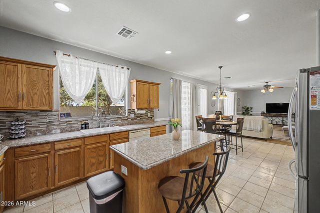 13228 W STELLA Lane, Litchfield Park, AZ 85340