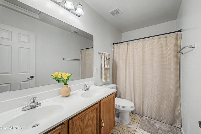 13228 W STELLA Lane, Litchfield Park, AZ 85340