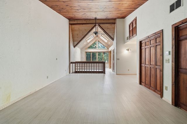 58 Lakeshore Dr Ext, West Brookfield, MA 01585