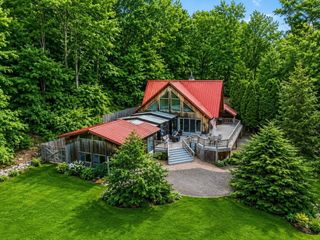 58 Lakeshore Dr Ext, West Brookfield, MA 01585