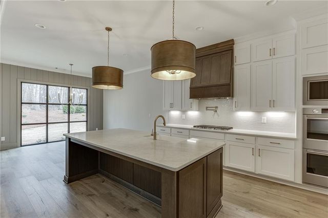 6117 Golf View Court, Jefferson, GA 30549