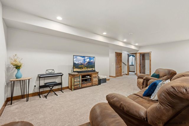 3272 CAMPFIRE TRAIL, Cheyenne, WY 82001