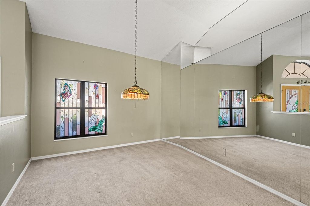 Image 12 of property listing at 15923 ELLSWORTH DRIVE, Tampa, FL 33647