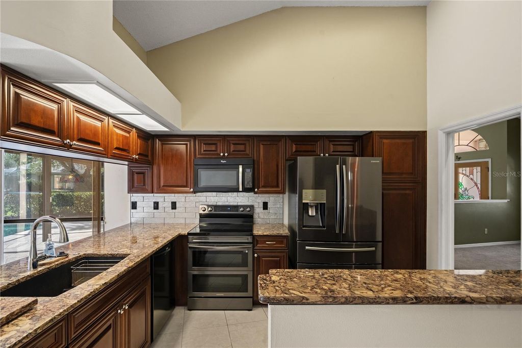 Image 16 of property listing at 15923 ELLSWORTH DRIVE, Tampa, FL 33647