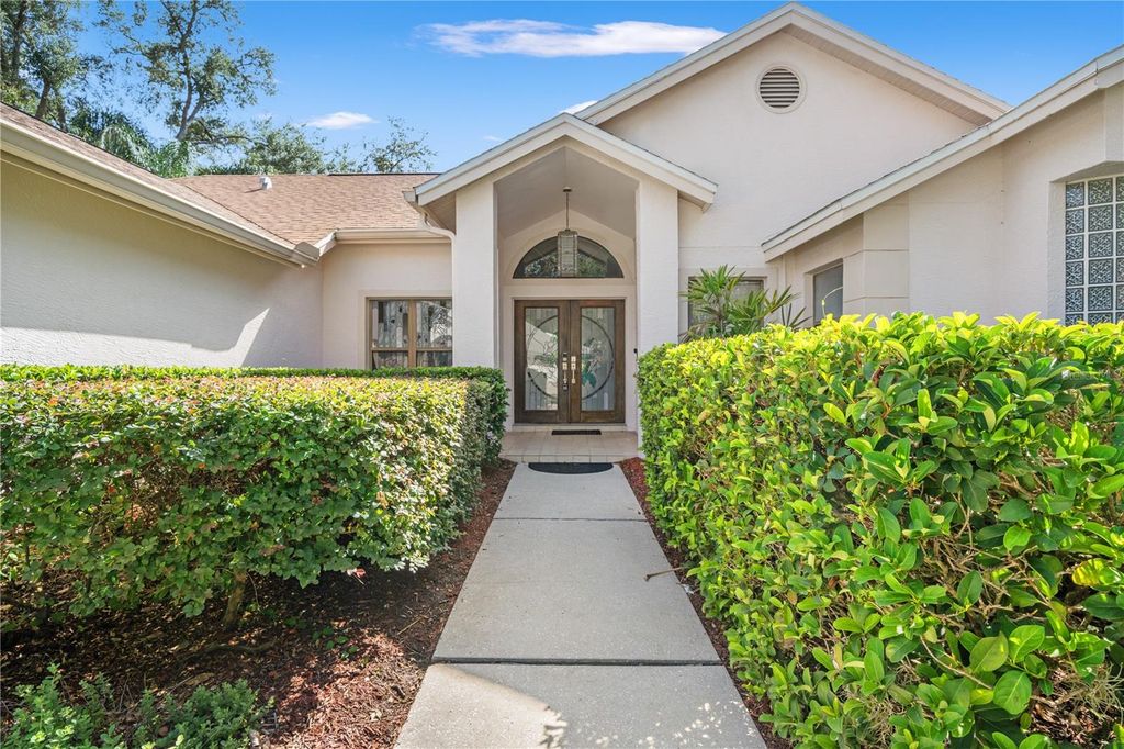 Image 3 of property listing at 15923 ELLSWORTH DRIVE, Tampa, FL 33647