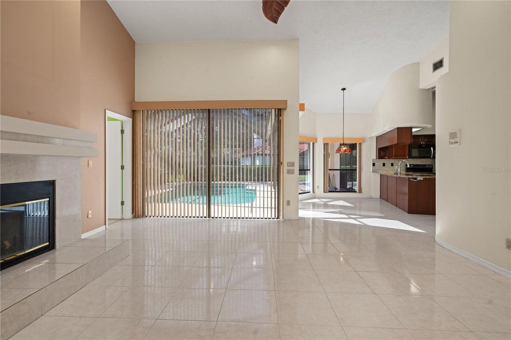 Image 23 of property listing at 15923 ELLSWORTH DRIVE, Tampa, FL 33647