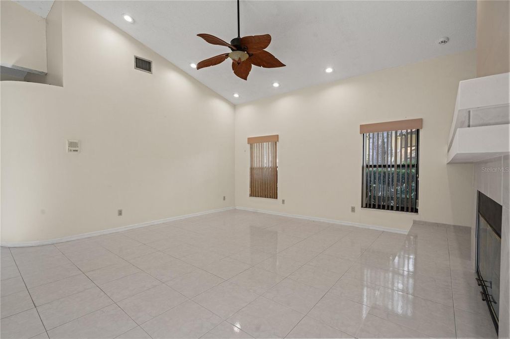 Image 26 of property listing at 15923 ELLSWORTH DRIVE, Tampa, FL 33647