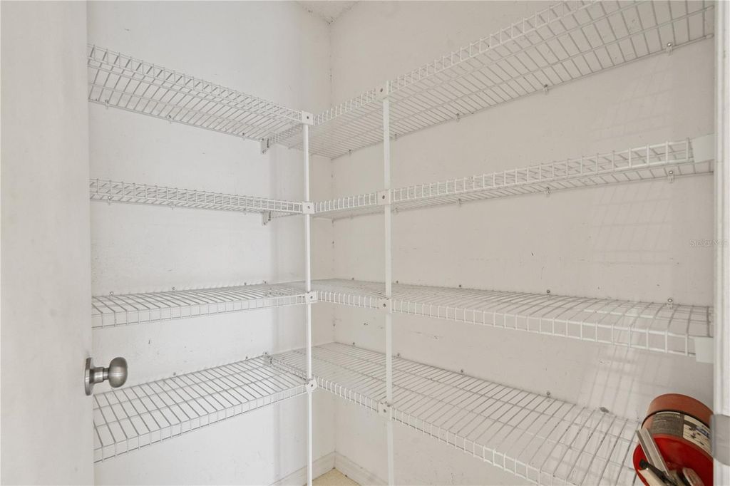 Image 30 of property listing at 15923 ELLSWORTH DRIVE, Tampa, FL 33647
