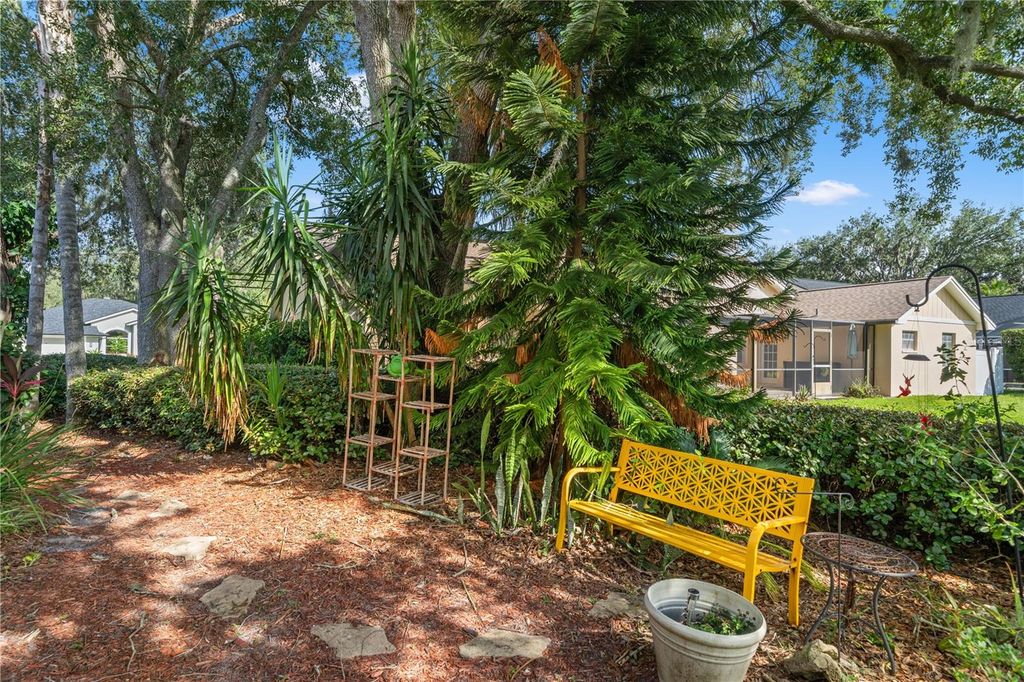 Image 64 of property listing at 15923 ELLSWORTH DRIVE, Tampa, FL 33647