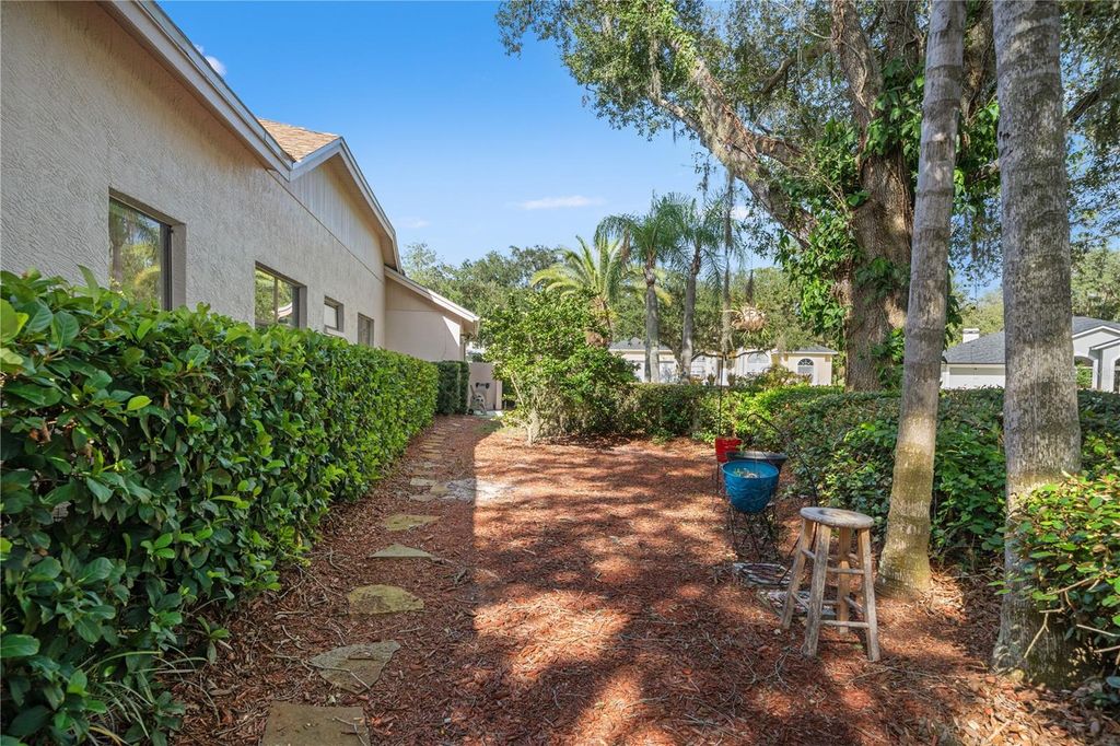 Image 65 of property listing at 15923 ELLSWORTH DRIVE, Tampa, FL 33647