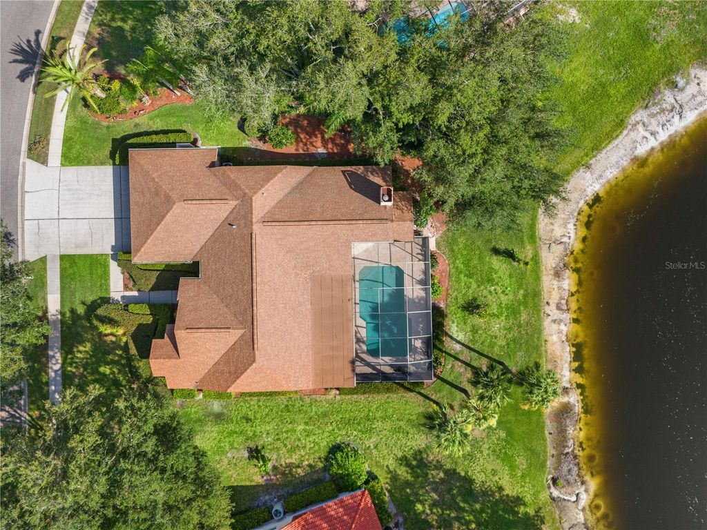 Image 71 of property listing at 15923 ELLSWORTH DRIVE, Tampa, FL 33647