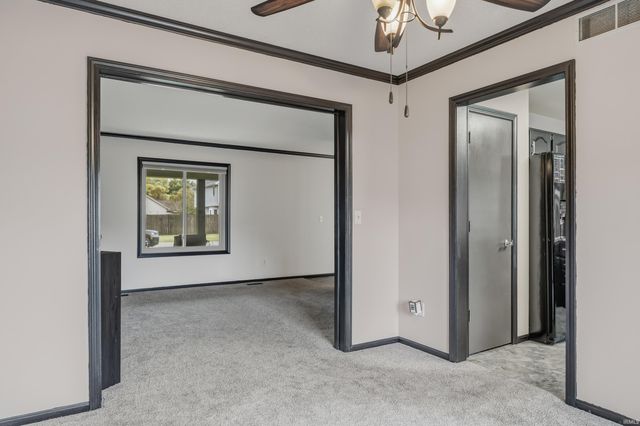 7211 Bent Willow Drive, Fort Wayne, IN 46815