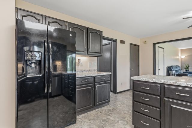 7211 Bent Willow Drive, Fort Wayne, IN 46815