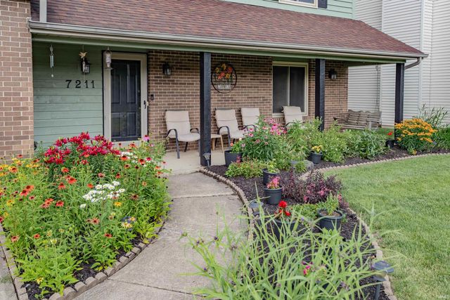 7211 Bent Willow Drive, Fort Wayne, IN 46815