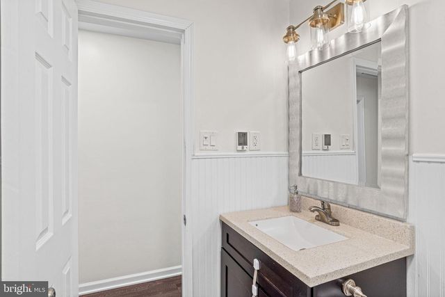 667 LOCUST ST, Hummelstown, PA 17036