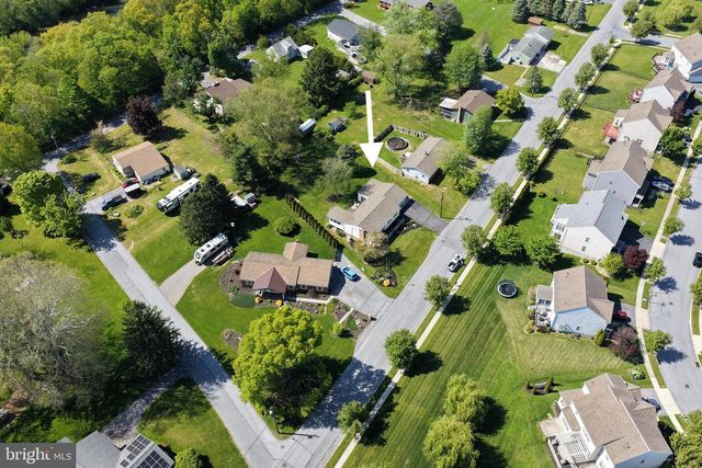 667 LOCUST ST, Hummelstown, PA 17036