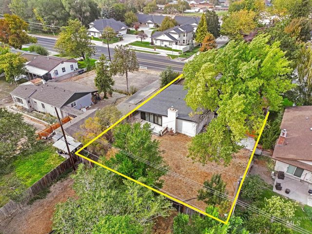 1870 Falls Ave E, Twin Falls, ID 83301