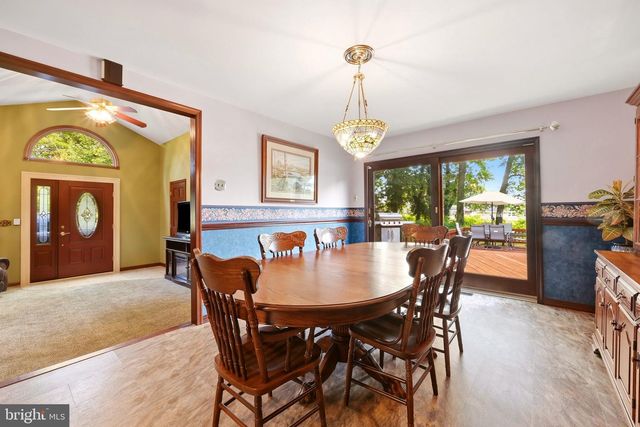 131 MORRIS AVE E, Sewell, NJ 08080