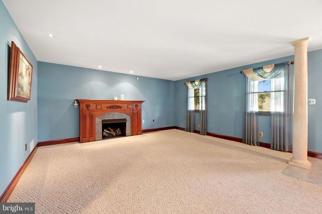 131 MORRIS AVE E, Sewell, NJ 08080