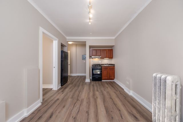 4706 N Beacon Street 206, Chicago, IL 60640