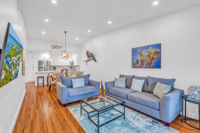 9860 Leeward Avenue, Key Largo, FL 33037