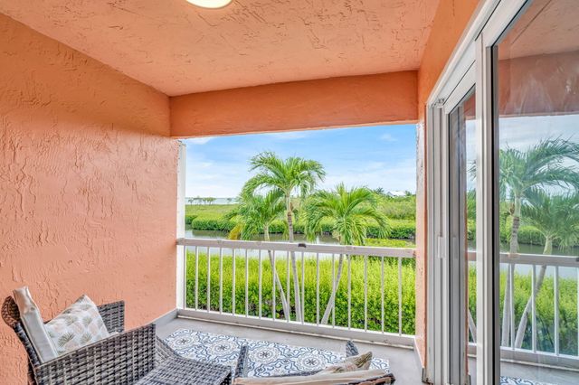 9860 Leeward Avenue, Key Largo, FL 33037