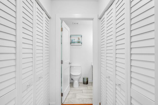 9860 Leeward Avenue, Key Largo, FL 33037