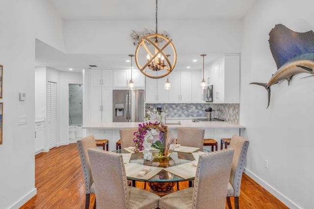 9860 Leeward Avenue, Key Largo, FL 33037