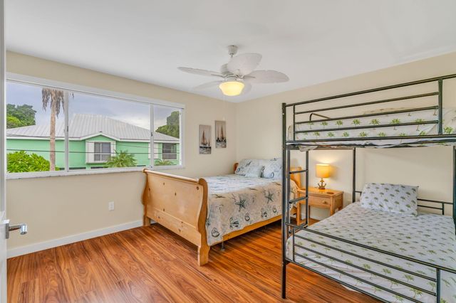 9860 Leeward Avenue, Key Largo, FL 33037