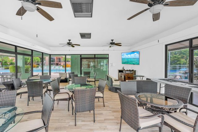 9860 Leeward Avenue, Key Largo, FL 33037