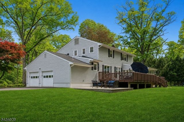 12 Indian Run, Scotch Plains Twp., NJ 07076