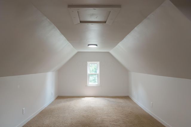 2421 N County Line Road, Sunbury, OH 43074