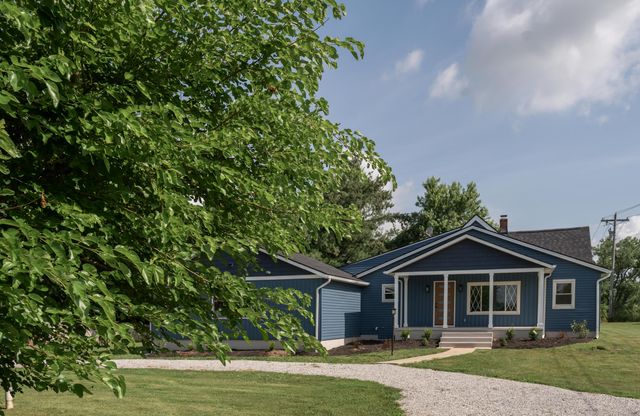 2421 N County Line Road, Sunbury, OH 43074