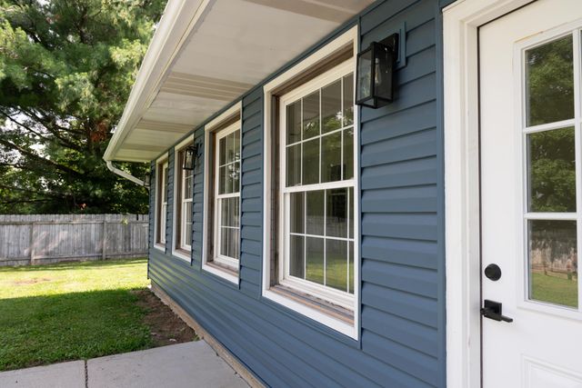 2421 N County Line Road, Sunbury, OH 43074